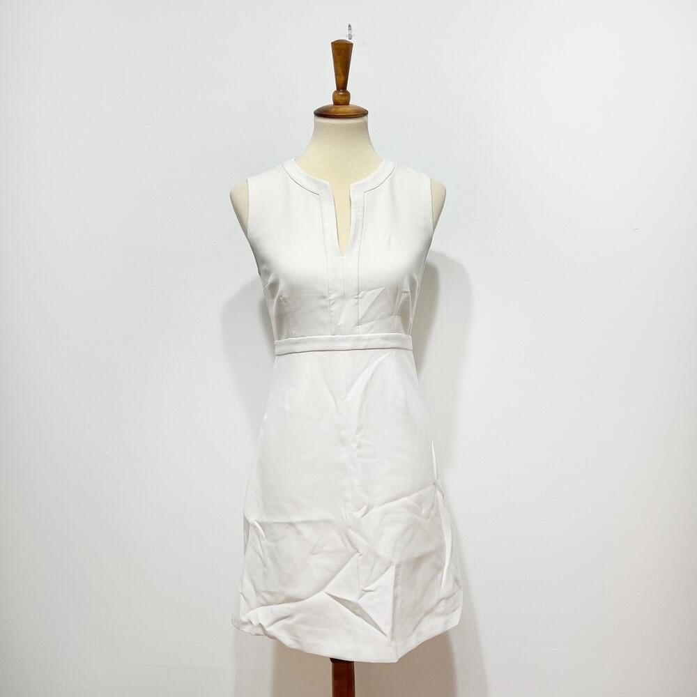 Diane Von Furstenberg DVF White Fleur dress Size 2
